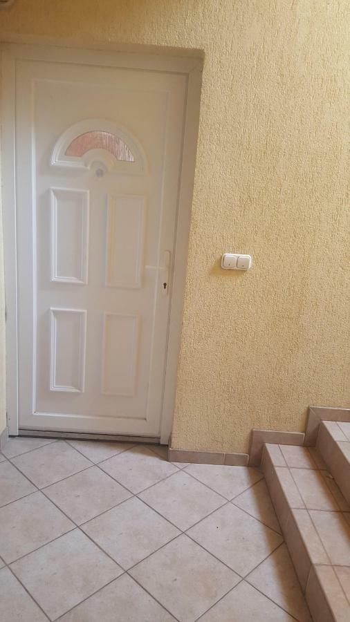 Kristály Apartman Segedín Exteriér fotografie